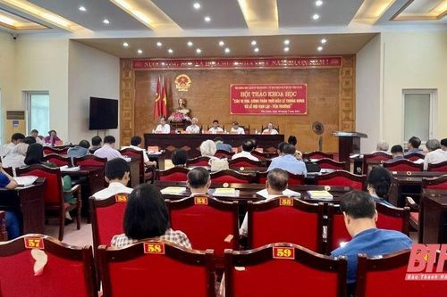 Hội thảo khoa học 'Các vị vua, công thần thời đầu Lê Trung Hưng và Lễ hội Vạn Lại - Yên Trường'