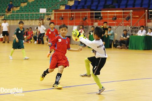 Bảng B: U.11 Tân Phú - U.11 Nhơn Trạch: Phố núi tiếp tục thăng hoa
