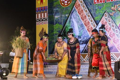 Khánh Sơn: Phát huy giá trị, bản sắc văn hóa Raglai