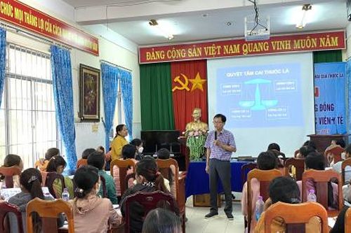 Nâng cao kỹ năng cho nhân viên y tế thôn, bản
