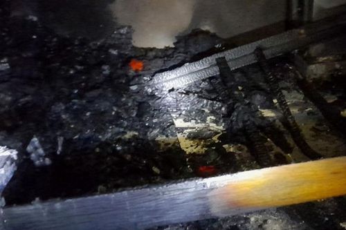 Dền Sáng: Một nhà dân bị cháy do chập điện