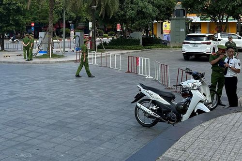 Người đàn ông ngoại quốc bị đâm chết tại trung tâm thương mại ở Hà Tĩnh