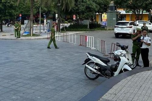 Người đàn ông ngoại quốc bị đâm tử vong tại một Trung tâm thương mại ở Hà Tĩnh