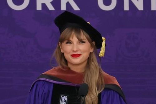 Các 'học bá' thường nghe nhạc Taylor Swift khi ôn bài, bạn biết phải làm gì rồi đấy