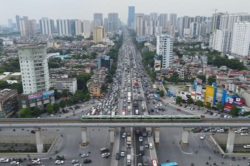 Hạ tầng giao thông Hà Nội phát triển ra sao sau 15 năm mở rộng địa giới hành chính?