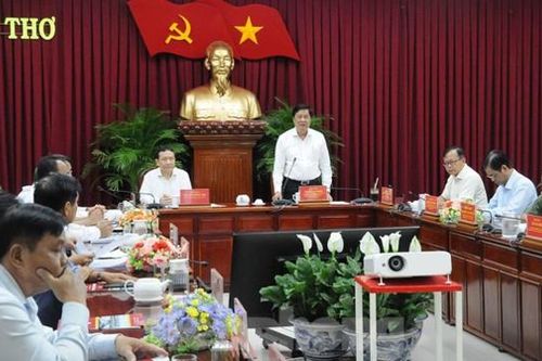 Ban Kinh tế Trung ương giám sát việc thực hiện Nghị quyết 59 tại Cần Thơ