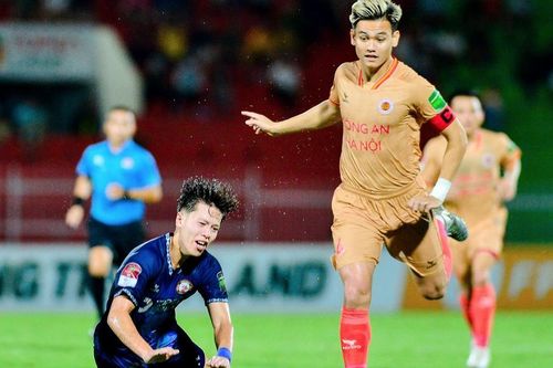 Công An Hà Nội mất 'đôi cánh', cơ hội vô địch V-League mong manh