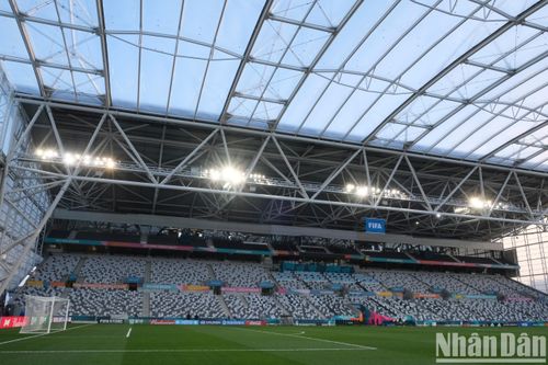 'Sân khấu' cuối cùng của tuyển nữ Việt Nam tại World Cup nữ 2023: Mái bằng nhựa, khán đài khung thép