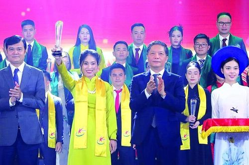Vinh danh 81 doanh nhân trẻ khởi nghiệp xuất sắc