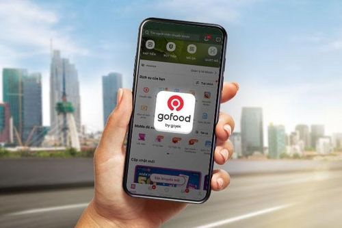 Gojek đưa tính năng đặt đồ ăn trực tuyến GoFood lên MoMo