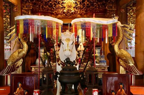 Ngôi đền lâu đời nhất 'Tứ trấn Thăng Long'