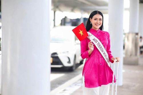 Nữ tiếp viên hàng không 'độ dáng' để đi thi sắc đẹp quốc tế