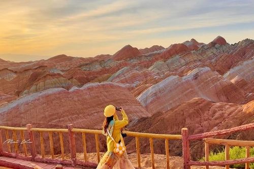 Check-in dãy núi cầu vồng đẹp kỳ ảo ở Thanh Hải