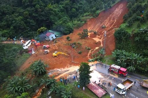 Bộ GTVT chỉ đạo khẩn ứng phó mưa lũ, sạt lở đất tại Tây Nguyên, Trung Bộ