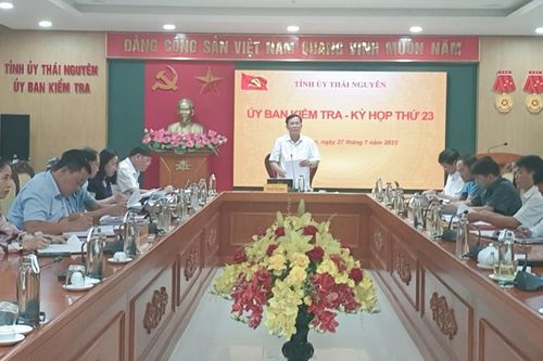 Bốn tỉnh thi hành kỷ luật cán bộ: Cảnh cáo, cách chức 2 Giám đốc Sở