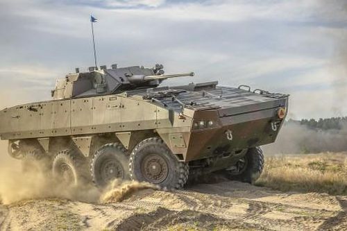 Những chiếc xe bọc thép Rosomak đầu tiên xuất hiện trên chiến tuyến Ukraine