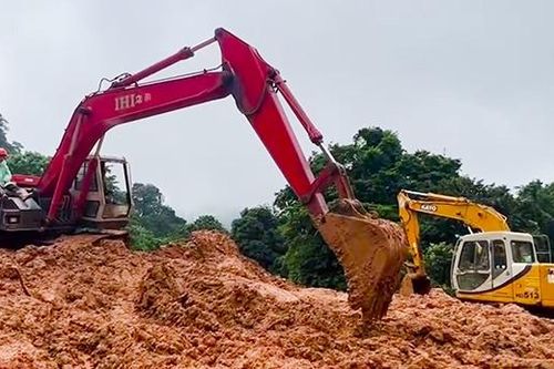 Vụ sạt lở đèo Bảo Lộc: Tìm thấy thi thể nạn nhân thứ 4