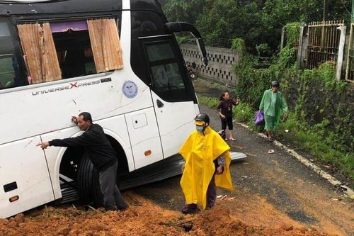 Vụ sạt lở ở đèo Bảo Lộc: Bộ GTVT ra công điện khẩn ứng phó mưa lũ ở Tây Nguyên