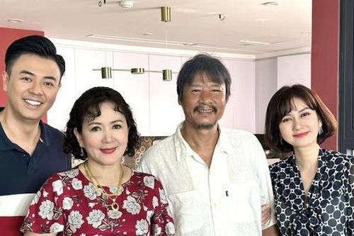Ghét nhau trên phim, MC Tuấn Tú nói gì về NSND Minh Hòa ở hậu trường?
