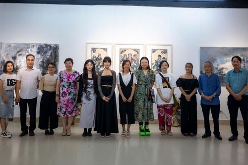 Triển lãm sáng tạo của Gen Z về thời đại hội nhập toàn cầu