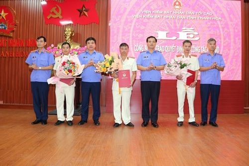 VKSND tỉnh Thanh Hóa tổ chức Lễ công bố và trao các quyết định về công tác cán bộ