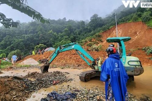 15 người thương vong do mưa lớn, giông lốc và sạt lở tại nhiều địa phương