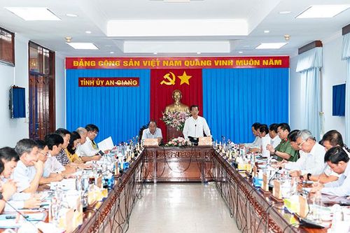 Ban Thường vụ Tỉnh ủy An Giang cho ý kiến một số nội dung thuộc thẩm quyền