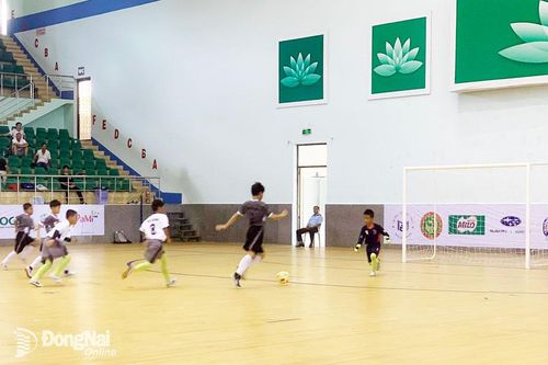 Nhơn Trạch nhọc nhằn giành 3 điểm đầu tiên