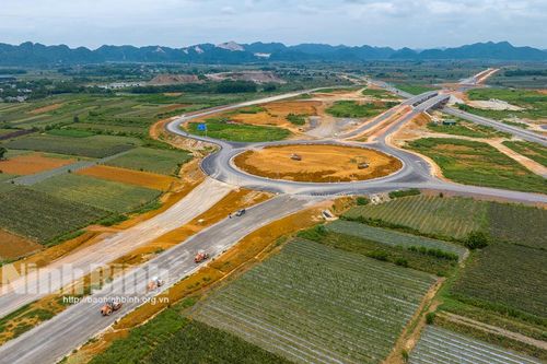 Dự án xây dựng tuyến đường Đông- Tây: Phấn đấu thông xe kỹ thuật trong năm 2023
