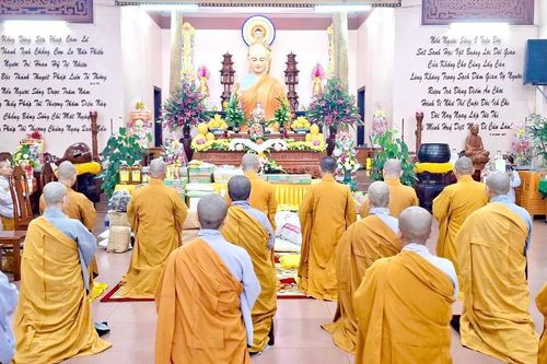 Bình Phước: Ban Trị sự Phật giáo H.Bù Đăng cúng dường trường hạ trong tỉnh