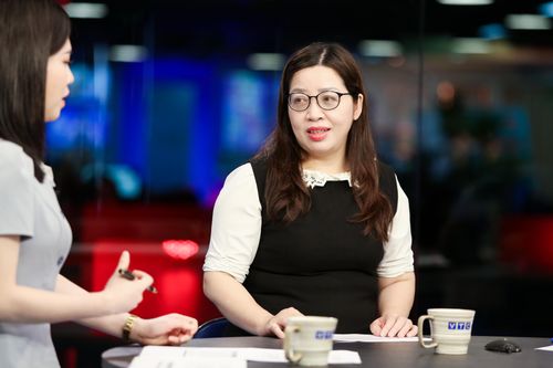 Chuyên gia dinh dưỡng: Nên hướng dẫn trẻ ăn mì ăn liền đúng cách thay vì cấm đoán