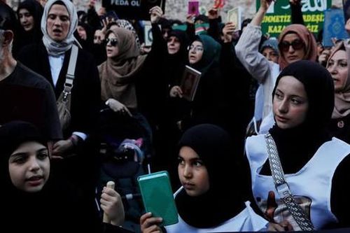 Các vụ đốt kinh Koran: Thổ Nhĩ Kỳ kêu gọi ngăn chặn, Đan Mạch tìm công cụ pháp lý