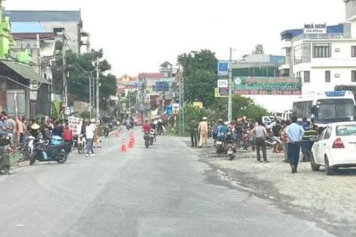 Hai cháu bé tử vong sau tai nạn liên hoàn ở Hưng Yên