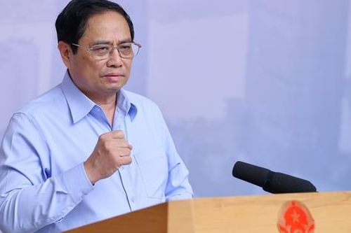 Thủ tướng: Chậm nhất ngày 15/8 phải hoàn thành các văn bản hướng dẫn chính sách đặc thù cho TPHCM