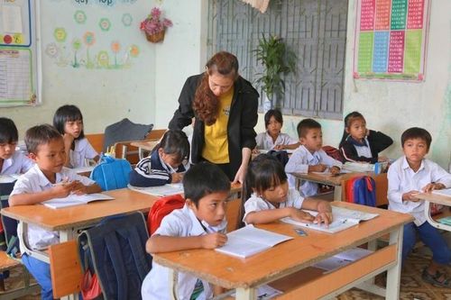 Thúc đẩy giáo dục vùng Bắc Trung Bộ và duyên hải Trung Bộ vươn lên
