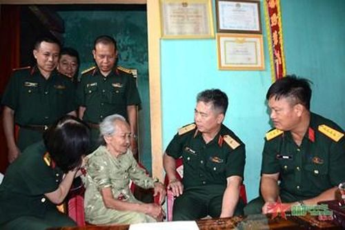 Nghĩa tình trên quê hương 'lũy thép' anh hùng