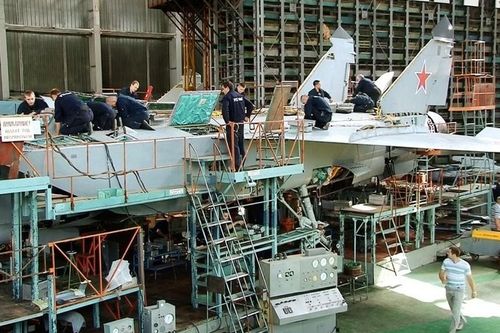Lô tiêm kích MiG-31BM nâng cấp đặc biệt bắt đầu trực chiến