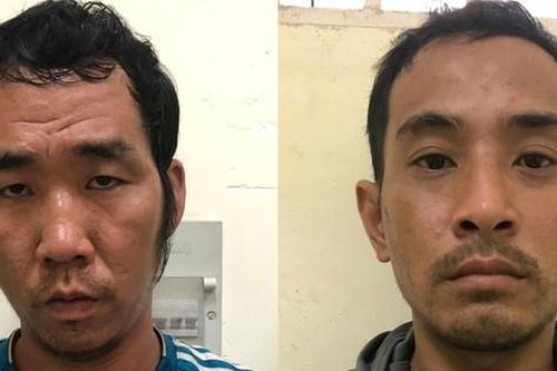 Sau cuộc nhậu, bốn thanh niên tháo cổng nhà dân để trộm xe máy