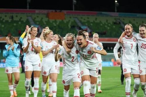 Nữ Đan Mạch thắng nhẹ, vượt mặt Trung Quốc vào vòng 1/8 World Cup 2023