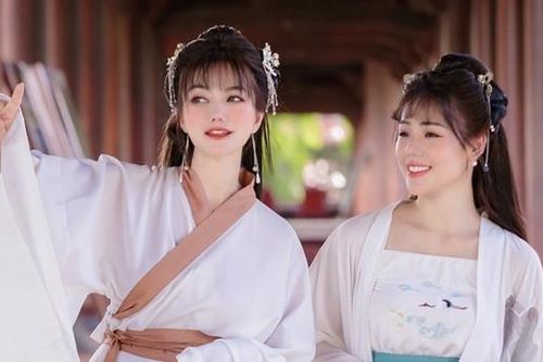 'Hiện tượng cover' Hương Ly và rapper lai Việt - Mỹ ra MV cổ trang