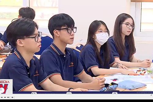 Năm học mới và nỗi lo tăng học phí