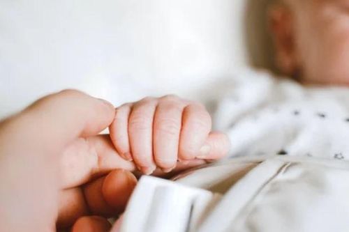 Trẻ sinh ra ở 3 thời điểm này có thể được hưởng phúc lành, cả đời sung túc