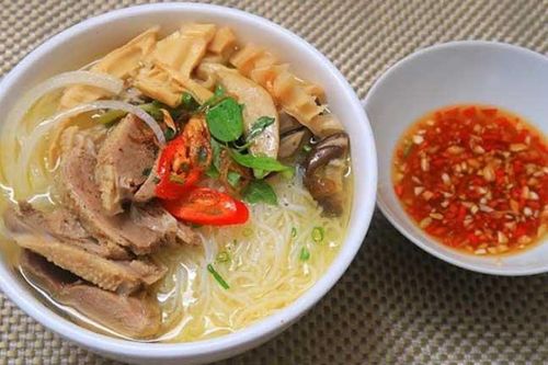 Cách nấu bún măng vịt vừa ngon lại không bị hôi