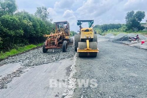 Nâng cấp 3 tuyến quốc lộ tại Đồng bằng sông Cửu Long từ nguồn vốn vay WB