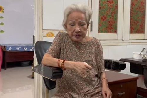 Người chăm sóc tiết lộ sức khỏe hiện tại và những bí mật nghệ sĩ Hồng Nga giấu kín