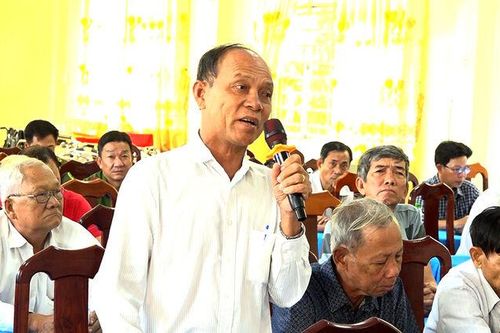 Đại biểu HĐND 3 cấp tiếp xúc cử tri xã Phú Hữu