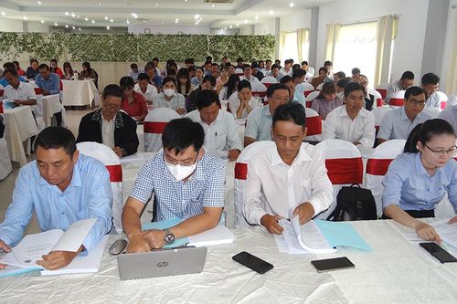 Phổ biến văn bản quy phạm pháp luật lĩnh vực văn hóa cho cán bộ văn hóa, quản lý văn hóa, thông tin
