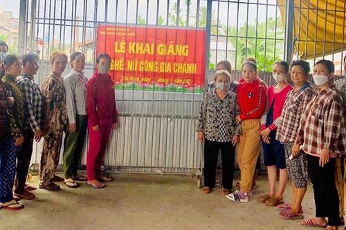 Đa dạng các hoạt động hỗ trợ hội viên, phụ nữ ổn định cuộc sống