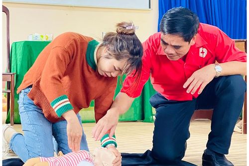 Chư Sê trang bị kỹ năng sơ cứu tai nạn thương tích