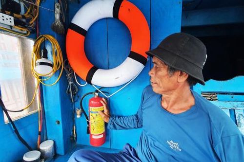 Nỗi lo cháy, nổ trên các tàu cá